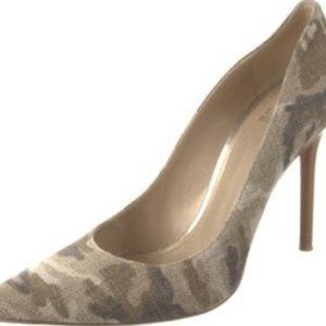 SALE!! Stuart Weitzman Nouveau Camouflage Tan linen Pumps heels - Size 10 - Used